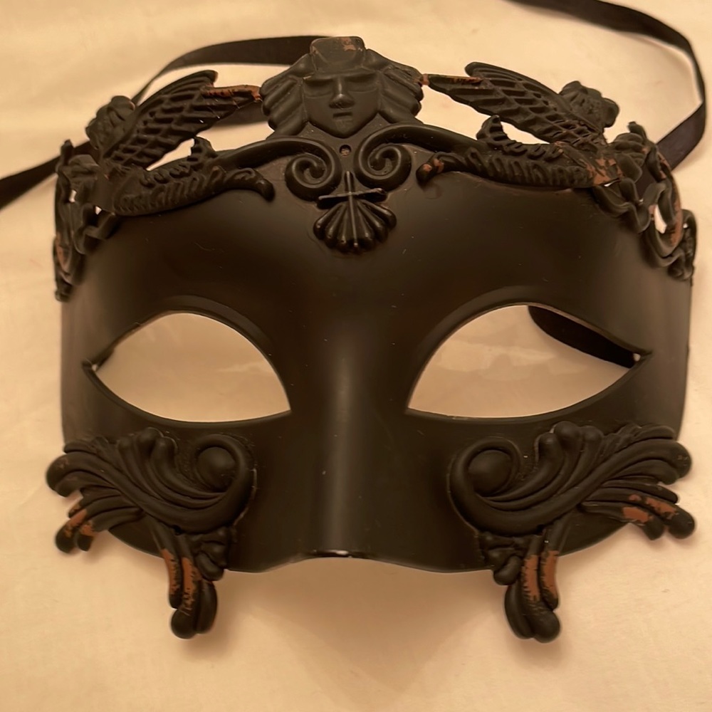 Mens mask
